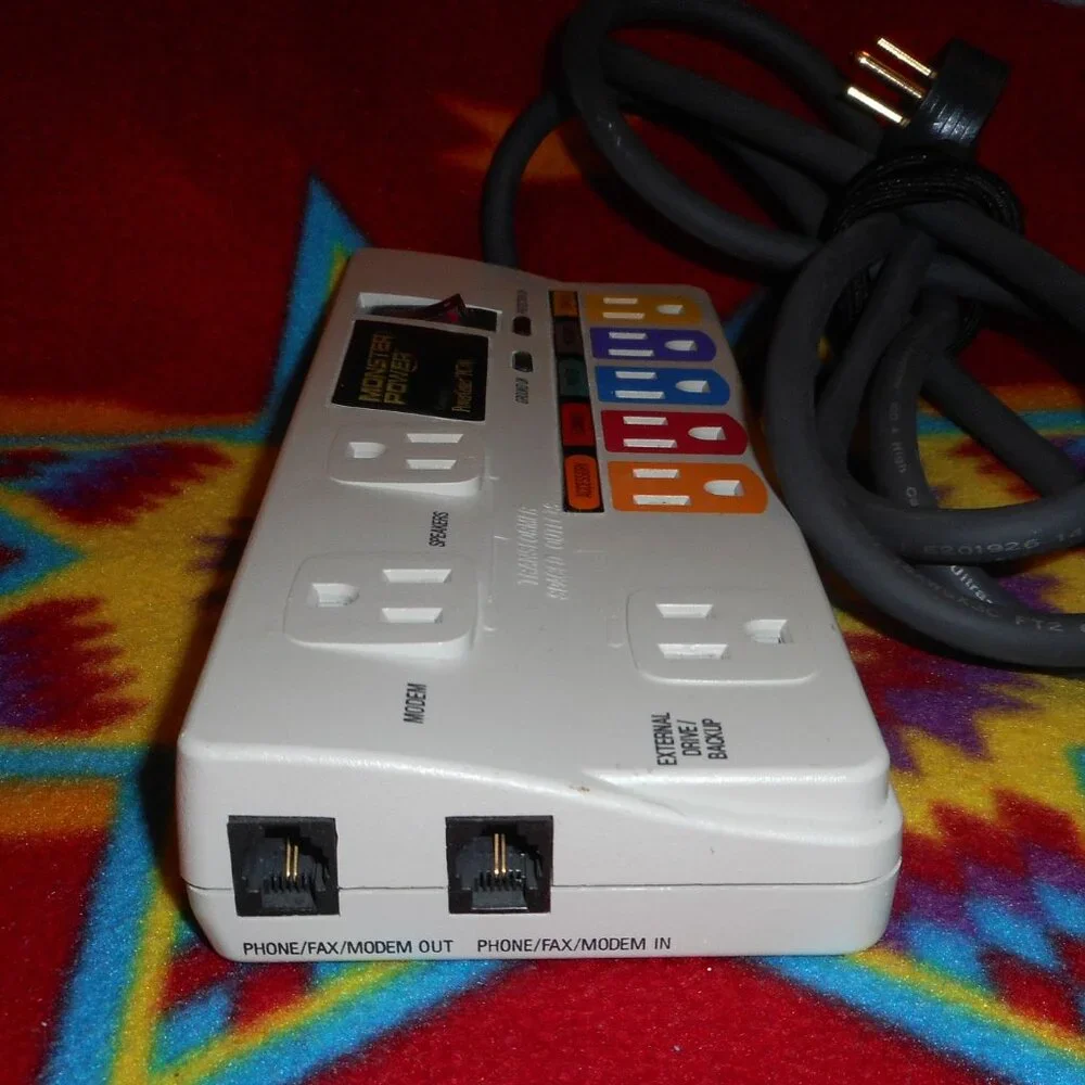 Monster Computer PowerCenter PC700 8-Outlet Power Strip